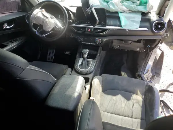3KPF54AD9PE527234 2023 KIA FORTE - Image 8