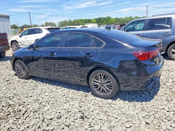 3KPF54AD9PE532417 2023 KIA FORTE - Image 2