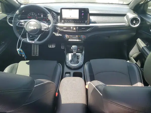 3KPF54AD9PE532417 2023 KIA FORTE - Image 8