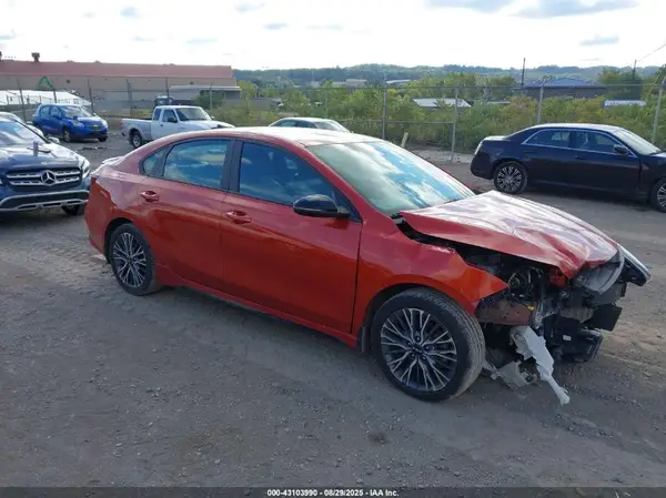 3KPF54AD9PE533907 2023 KIA FORTE - Image 1