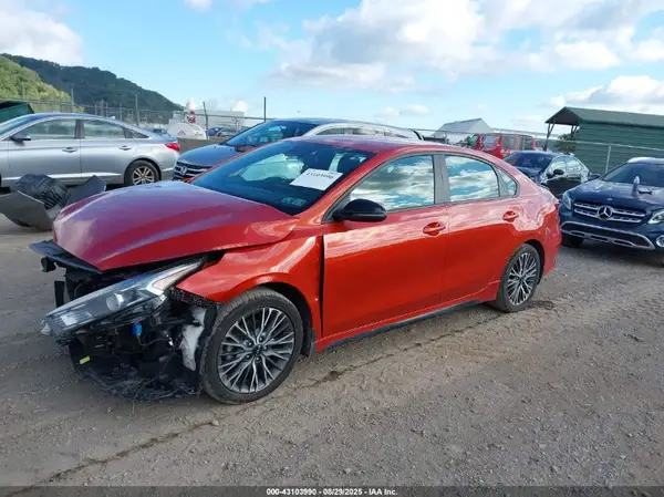 3KPF54AD9PE533907 2023 KIA FORTE - Image 2
