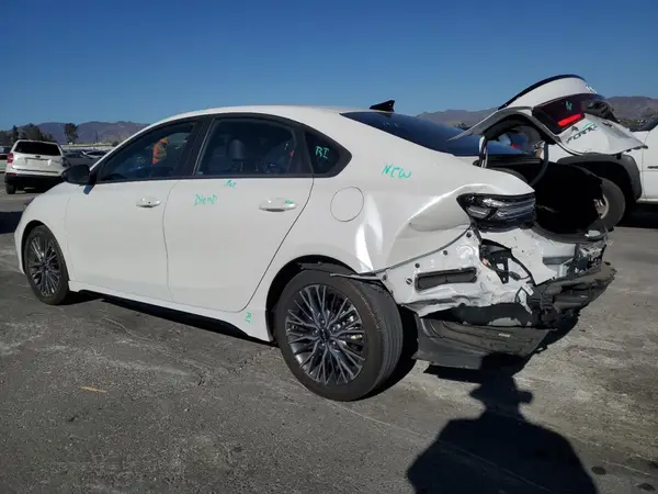 3KPF54AD9PE559245 2023 KIA FORTE - Image 2