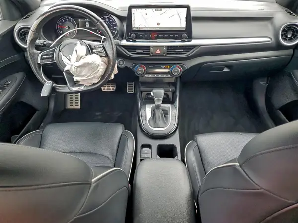 3KPF54AD9PE561206 2023 KIA FORTE - Image 8