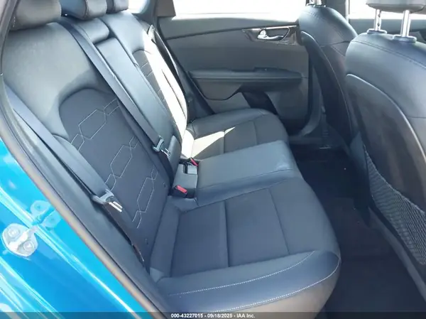 3KPF54AD9PE561710 2023 KIA FORTE - Image 8