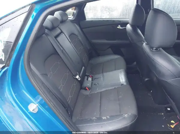 3KPF54AD9PE562680 2023 KIA FORTE - Image 8