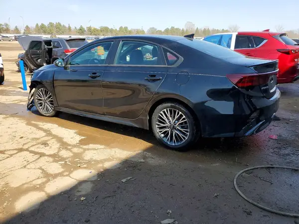 3KPF54AD9PE568110 2023 KIA FORTE - Image 2