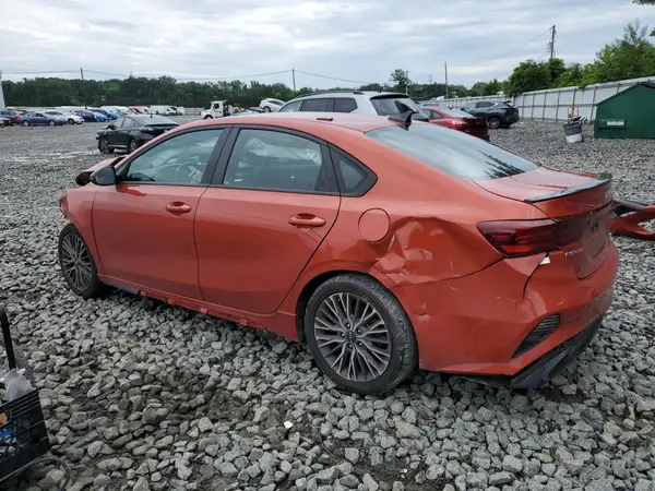 3KPF54AD9PE568477 2023 KIA FORTE - Image 2