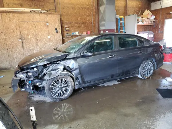 3KPF54AD9PE574988 2023 KIA FORTE - Image 1
