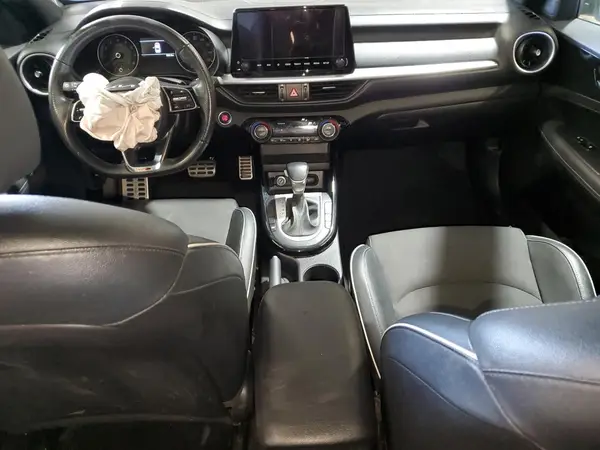 3KPF54AD9PE574988 2023 KIA FORTE - Image 8