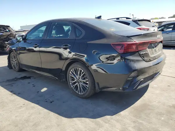 3KPF54AD9PE578359 2023 KIA FORTE - Image 2