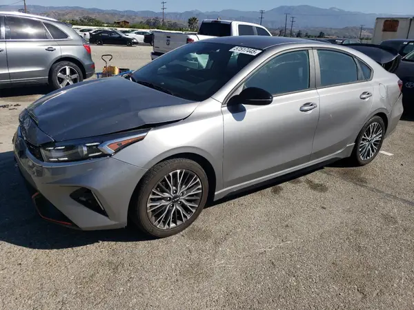3KPF54AD9PE581892 2023 KIA FORTE - Image 1
