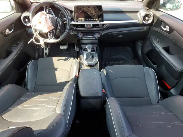 3KPF54AD9PE589037 2023 KIA FORTE - Image 8