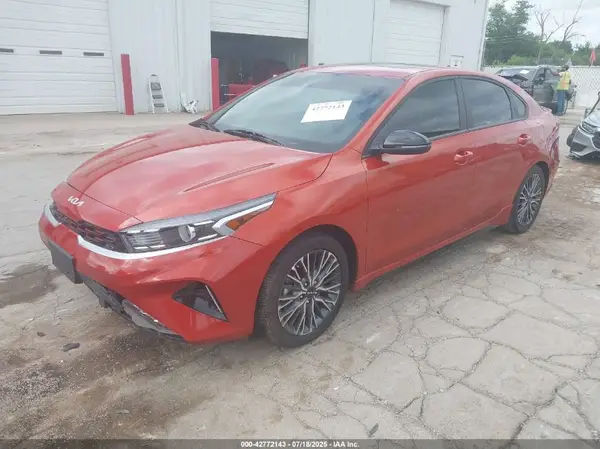 3KPF54AD9PE594805 2023 KIA FORTE - Image 2