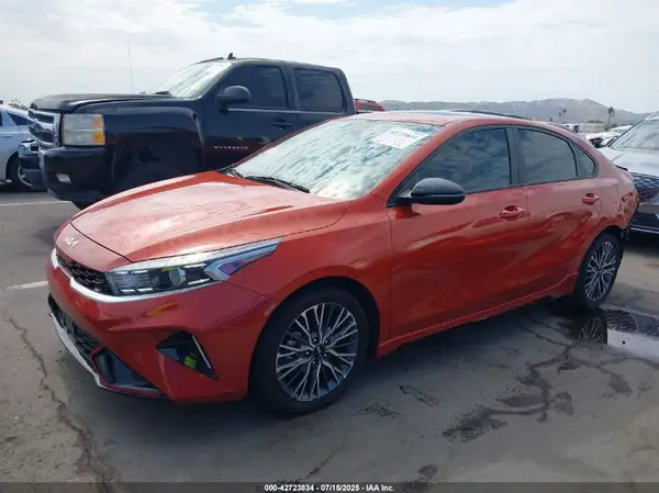 3KPF54AD9PE595694 2023 KIA FORTE - Image 2