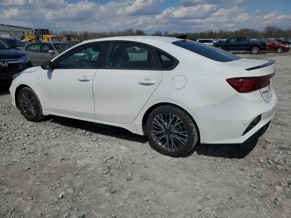3KPF54AD9PE603244 2023 KIA FORTE - Image 2