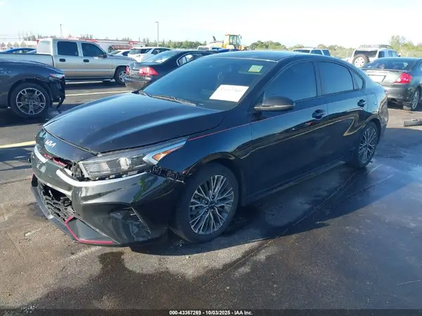 3KPF54AD9PE603664 2023 KIA FORTE - Image 2