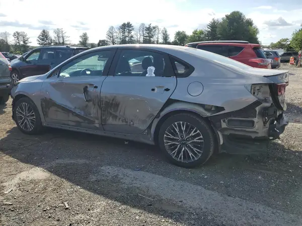 3KPF54AD9PE620173 2023 KIA FORTE - Image 2