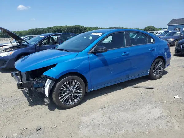 3KPF54AD9PE627608 2023 KIA FORTE - Image 1