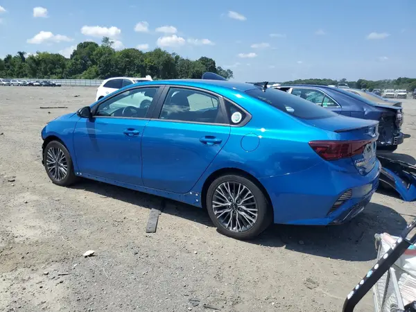3KPF54AD9PE627608 2023 KIA FORTE - Image 2