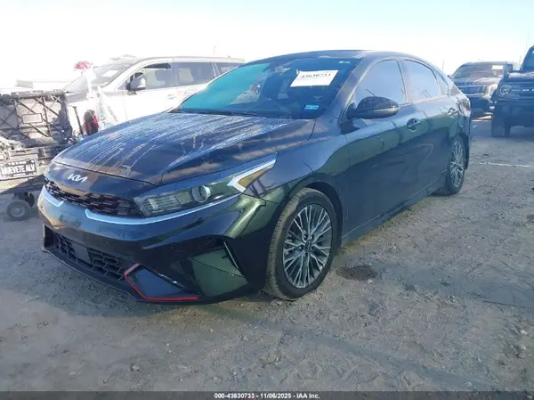 3KPF54AD9PE633294 2023 KIA FORTE - Image 2