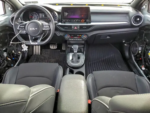 3KPF54AD9PE634087 2023 KIA FORTE - Image 8