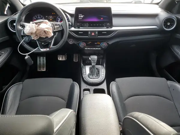 3KPF54AD9PE636938 2023 KIA FORTE - Image 8