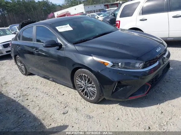 3KPF54AD9PE639256 2023 KIA FORTE - Image 1