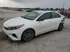 3KPF54AD9PE645235 2023 KIA FORTE