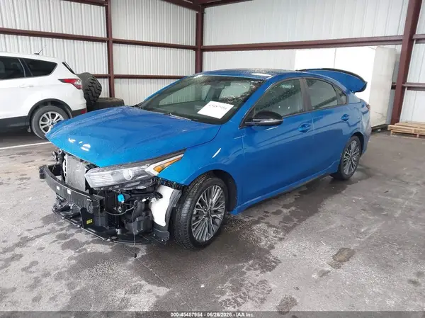 3KPF54AD9PE647812 2023 KIA FORTE - Image 2