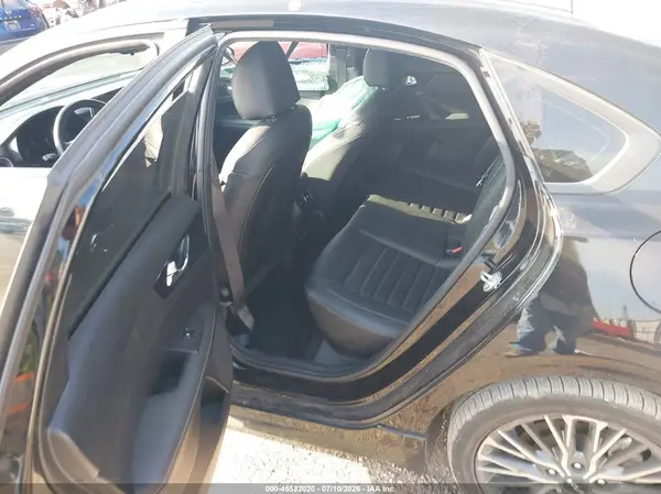 3KPF54AD9PE647860 2023 KIA FORTE - Image 8