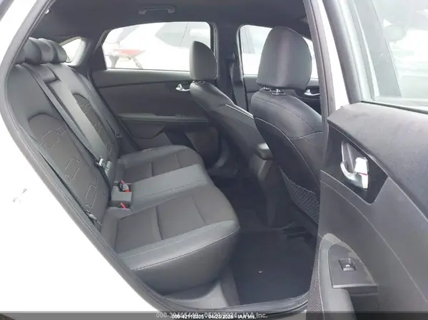 3KPF54AD9PE649799 2023 KIA FORTE - Image 8