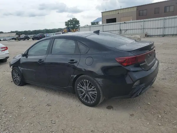 3KPF54AD9PE649947 2023 KIA FORTE - Image 2