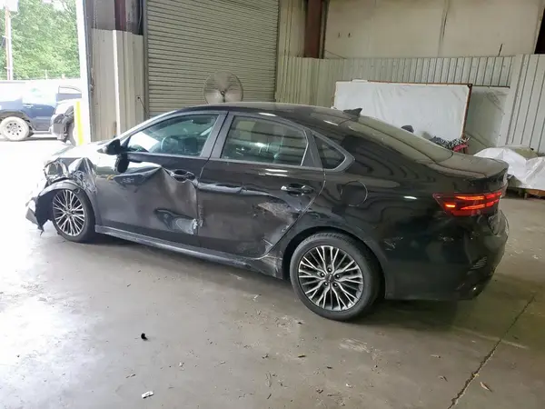 3KPF54AD9PE656901 2023 KIA FORTE - Image 2