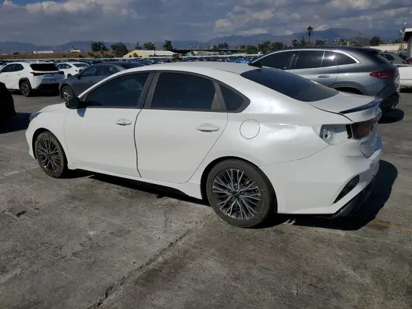 3KPF54AD9PE657594 2023 KIA FORTE - Image 2