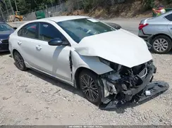 3KPF54AD9PE658518 2023 KIA FORTE