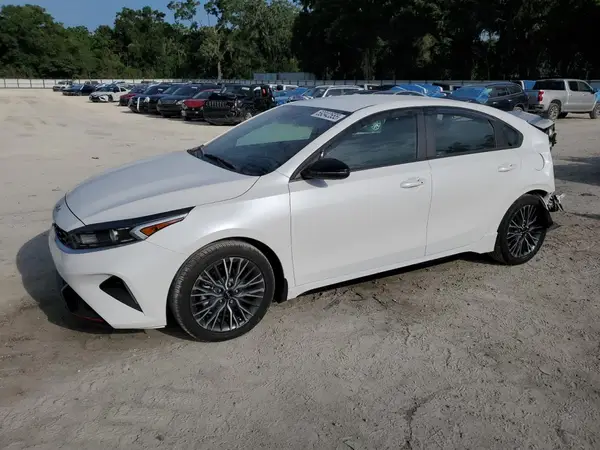 3KPF54AD9PE661175 2023 KIA FORTE - Image 1