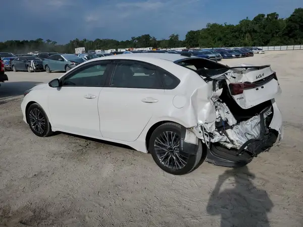 3KPF54AD9PE661175 2023 KIA FORTE - Image 2