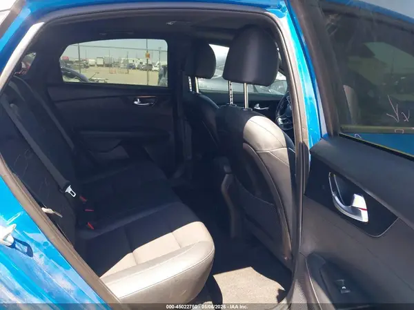 3KPF54AD9PE661385 2023 KIA FORTE - Image 8
