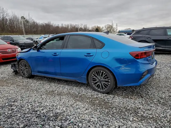 3KPF54AD9PE663301 2023 KIA FORTE - Image 2