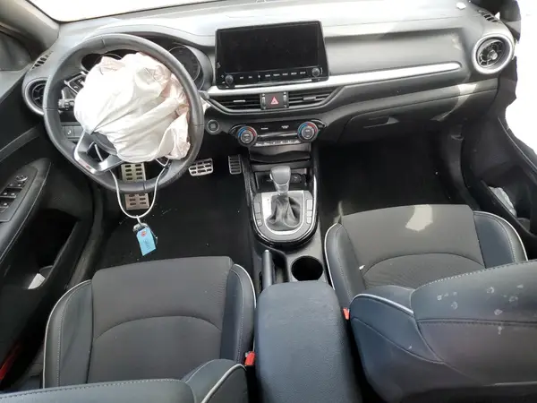 3KPF54AD9PE664982 2023 KIA FORTE - Image 8