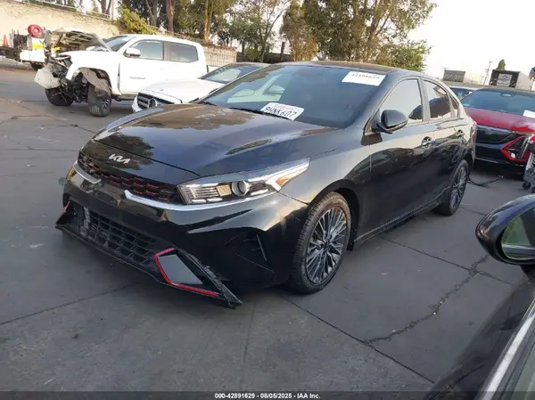 3KPF54AD9PE665212 2023 KIA FORTE - Image 2