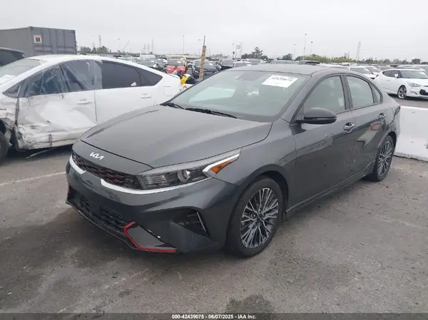 3KPF54AD9PE679059 2023 KIA FORTE - Image 2