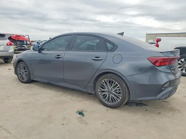 3KPF54AD9PE689283 2023 KIA FORTE - Image 2