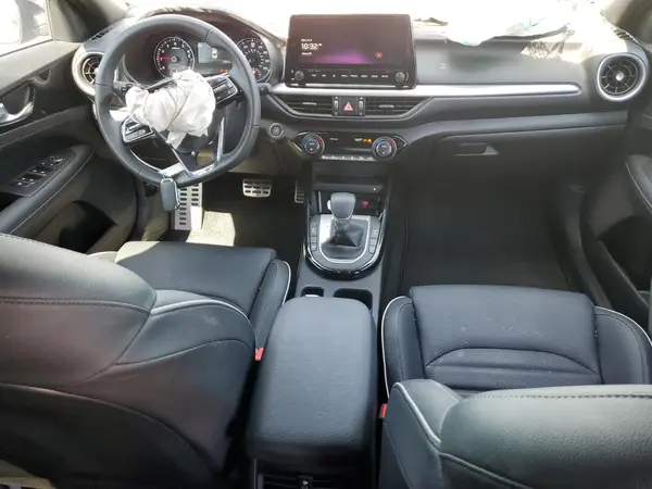 3KPF54AD9RE691425 2024 KIA FORTE - Image 8