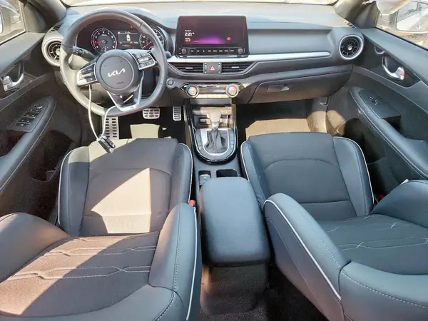 3KPF54AD9RE698875 2024 KIA FORTE - Image 8