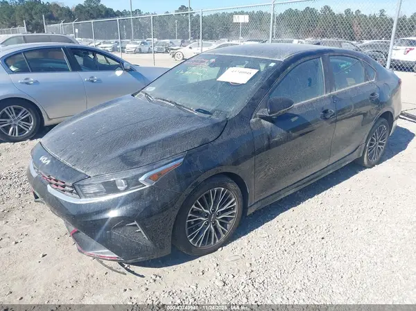 3KPF54AD9RE702682 2024 KIA FORTE - Image 2