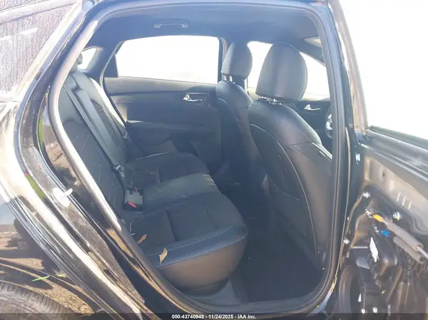 3KPF54AD9RE702682 2024 KIA FORTE - Image 8
