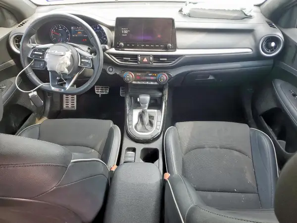 3KPF54AD9RE702942 2024 KIA FORTE - Image 8