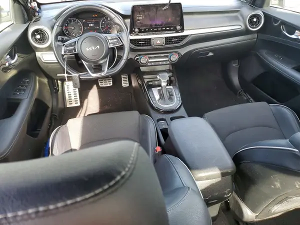 3KPF54AD9RE713424 2024 KIA FORTE - Image 8