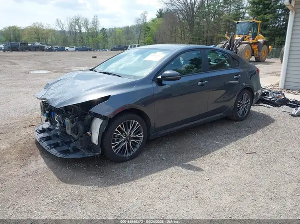 3KPF54AD9RE714475 2024 KIA FORTE - Image 2